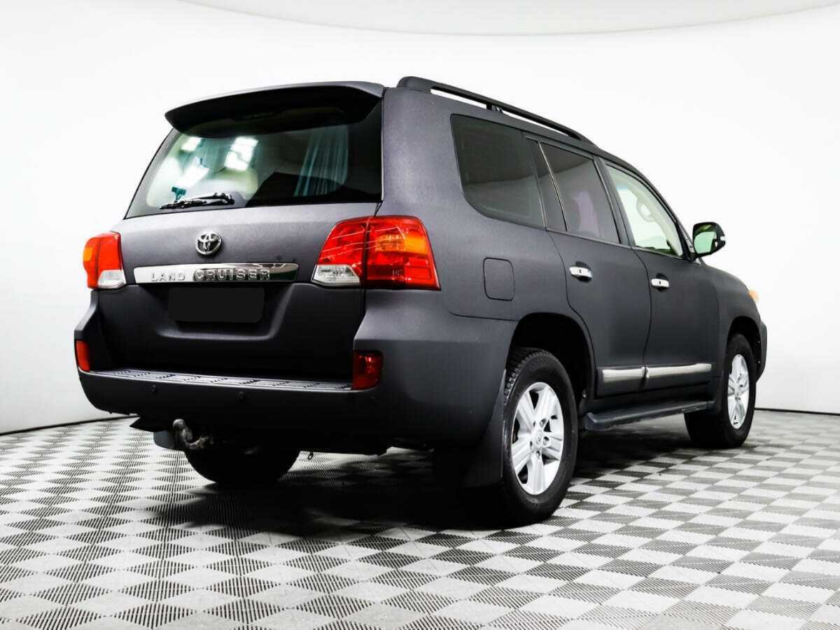 Toyota Land Cruiser с пробегом — 2012 год. Фото: #4