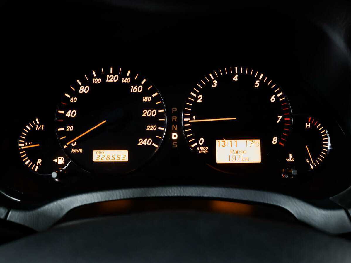 Toyota Avensis с пробегом — 2007 год. Фото: #9