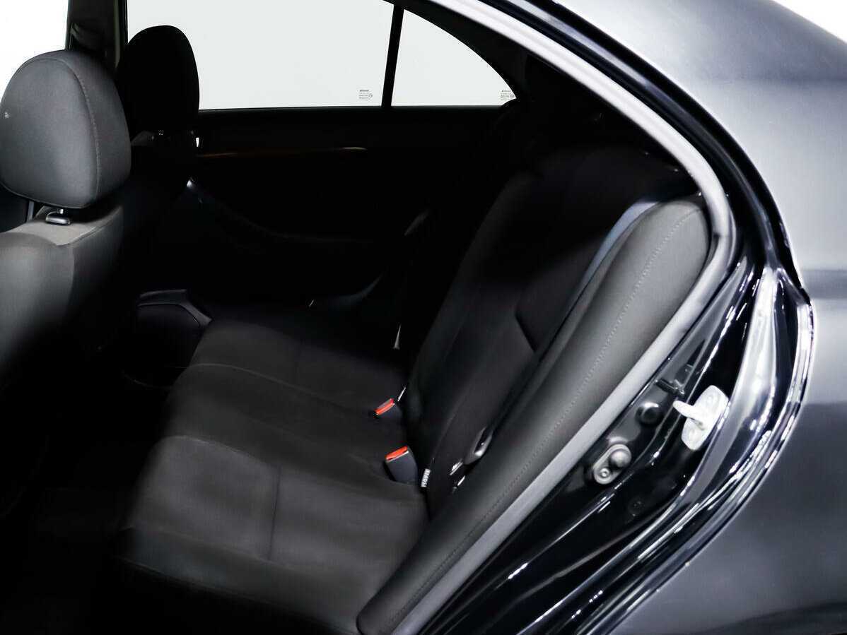 Toyota Avensis с пробегом — 2007 год. Фото: #11