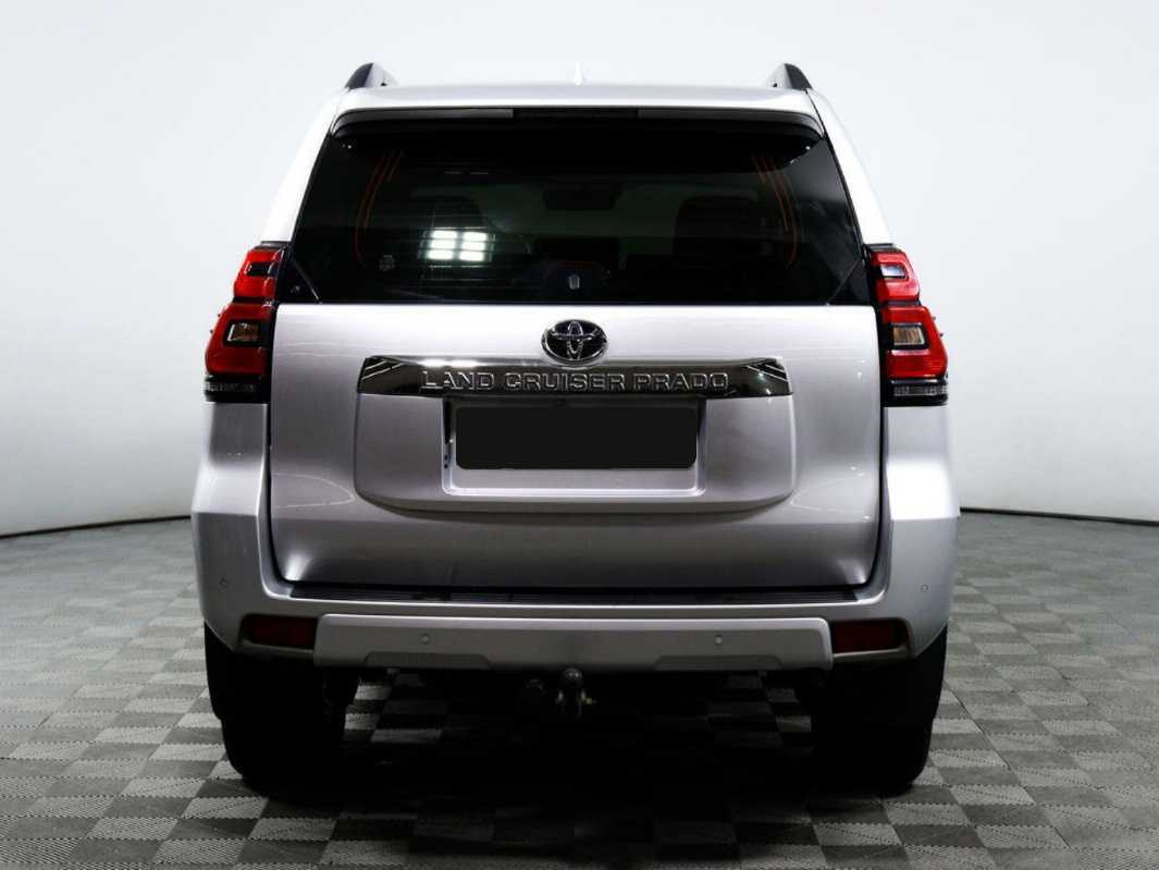Toyota Land Cruiser Prado с пробегом — 2017 год. Фото: #5