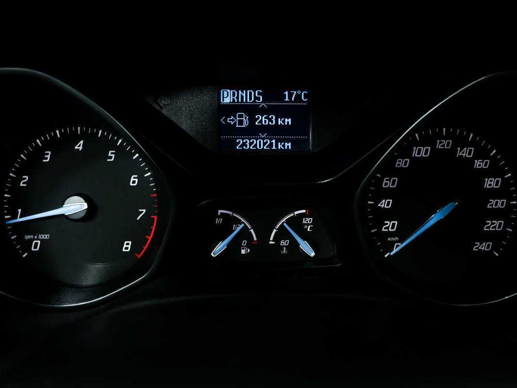 Ford Focus с пробегом — 2012 год. Фото: #9