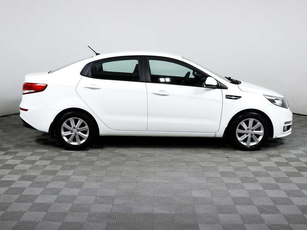 Kia Rio с пробегом — 2016 год. Фото: #3