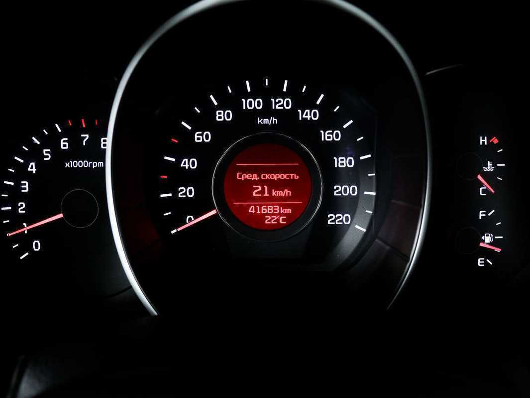 Kia Rio с пробегом — 2016 год. Фото: #9