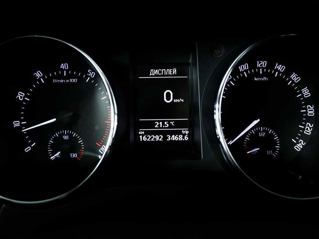 Skoda Yeti с пробегом — 2011 год. Фото: #9