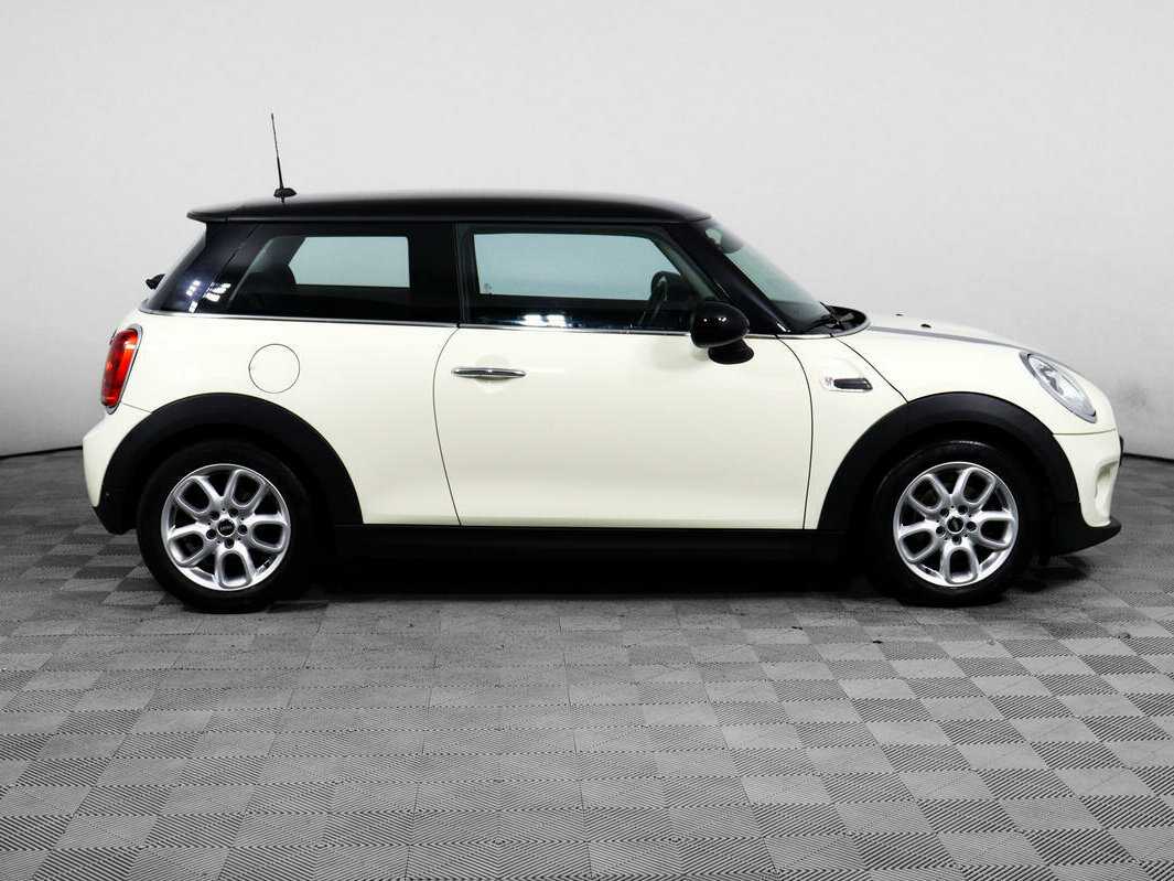 Mini Hatch с пробегом — 2017 год. Фото: #3