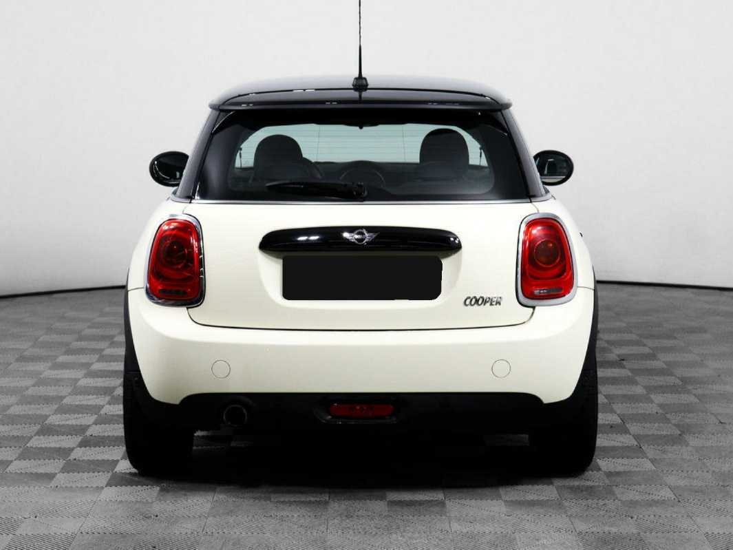 Mini Hatch с пробегом — 2017 год. Фото: #5