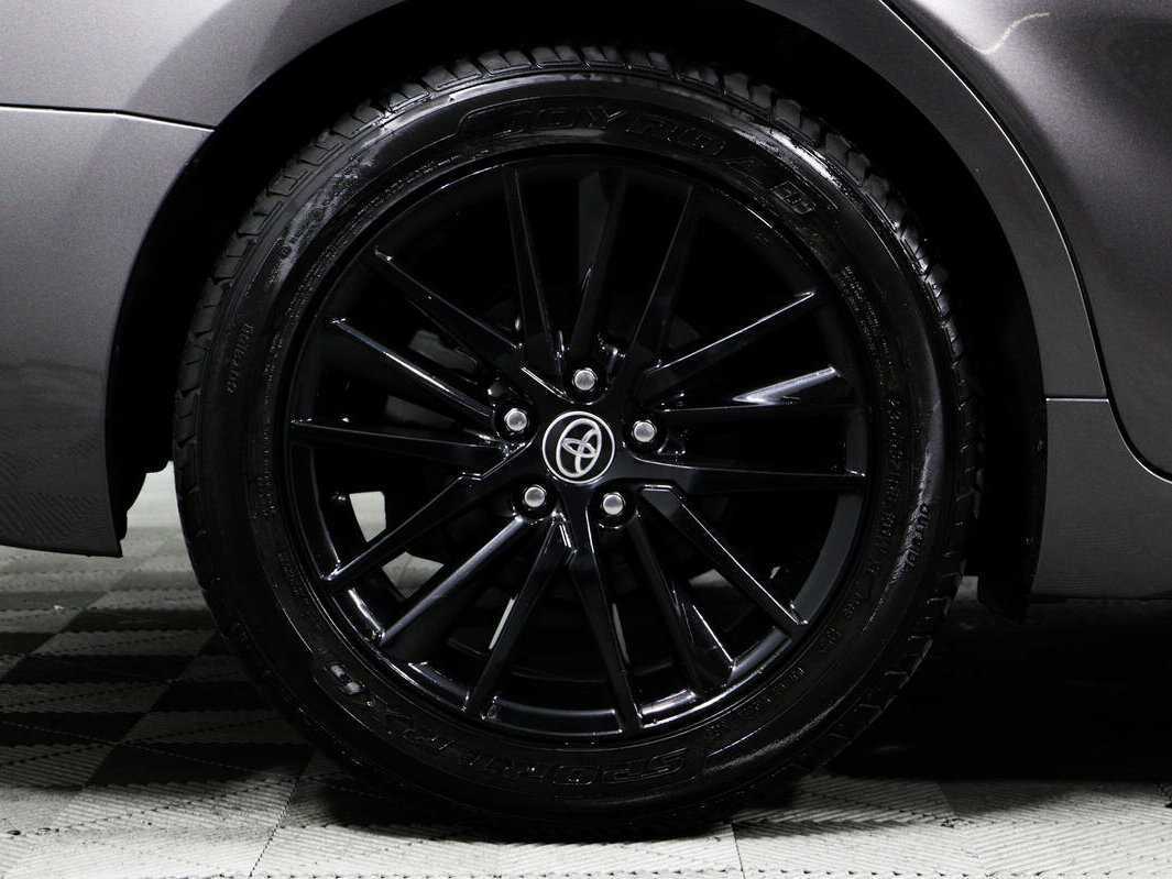 Toyota Camry с пробегом — 2021 год. Фото: #13