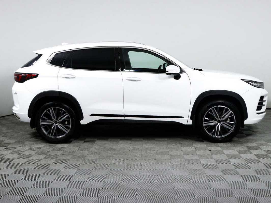 EXEED LX с пробегом — 2022 год. Фото: #3