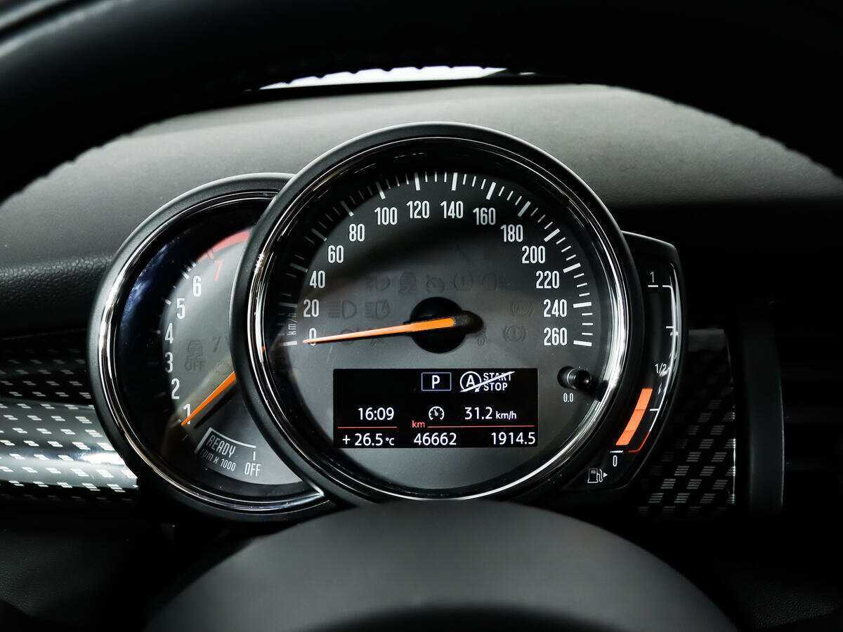 Mini Hatch с пробегом — 2019 год. Фото: #9