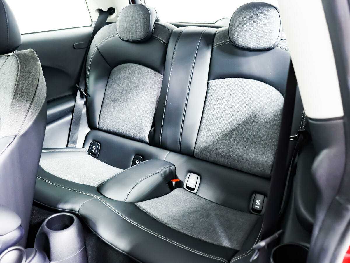 Mini Hatch с пробегом — 2019 год. Фото: #11