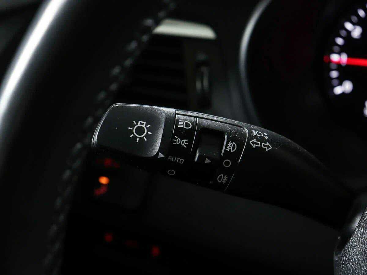 Kia Optima с пробегом — 2018 год. Фото: #18