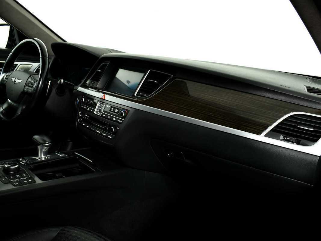 Genesis G80 с пробегом — 2018 год. Фото: #8