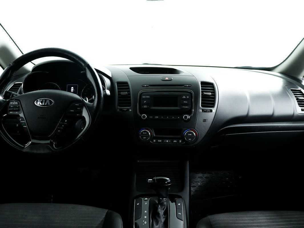Kia Cerato с пробегом — 2018 год. Фото: #10