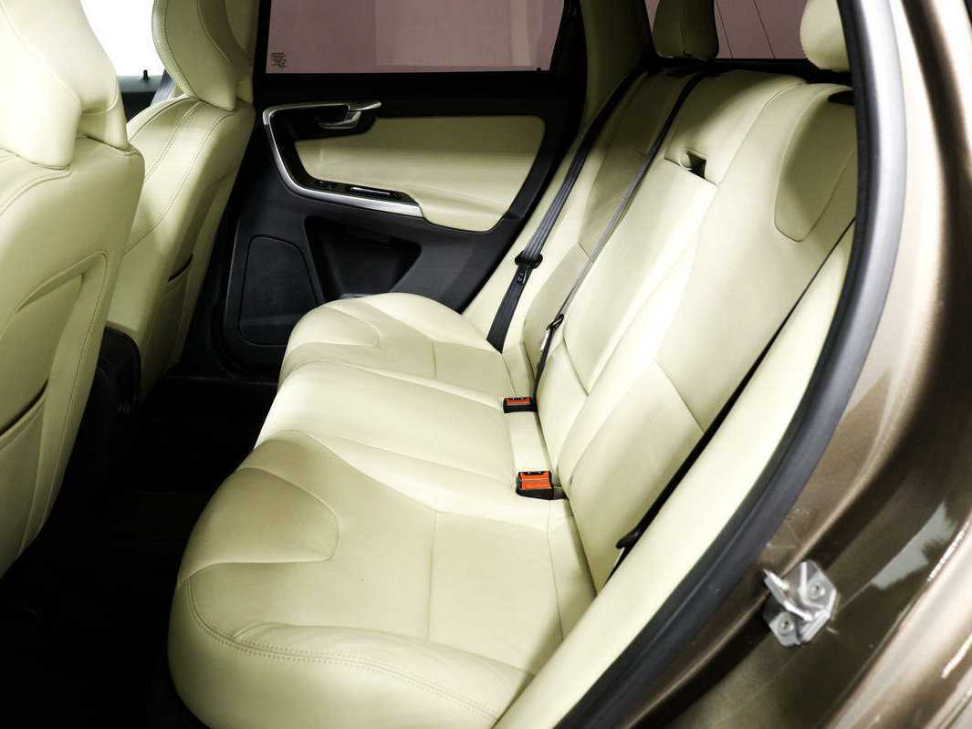 Volvo XC60 с пробегом — 2017 год. Фото: #11