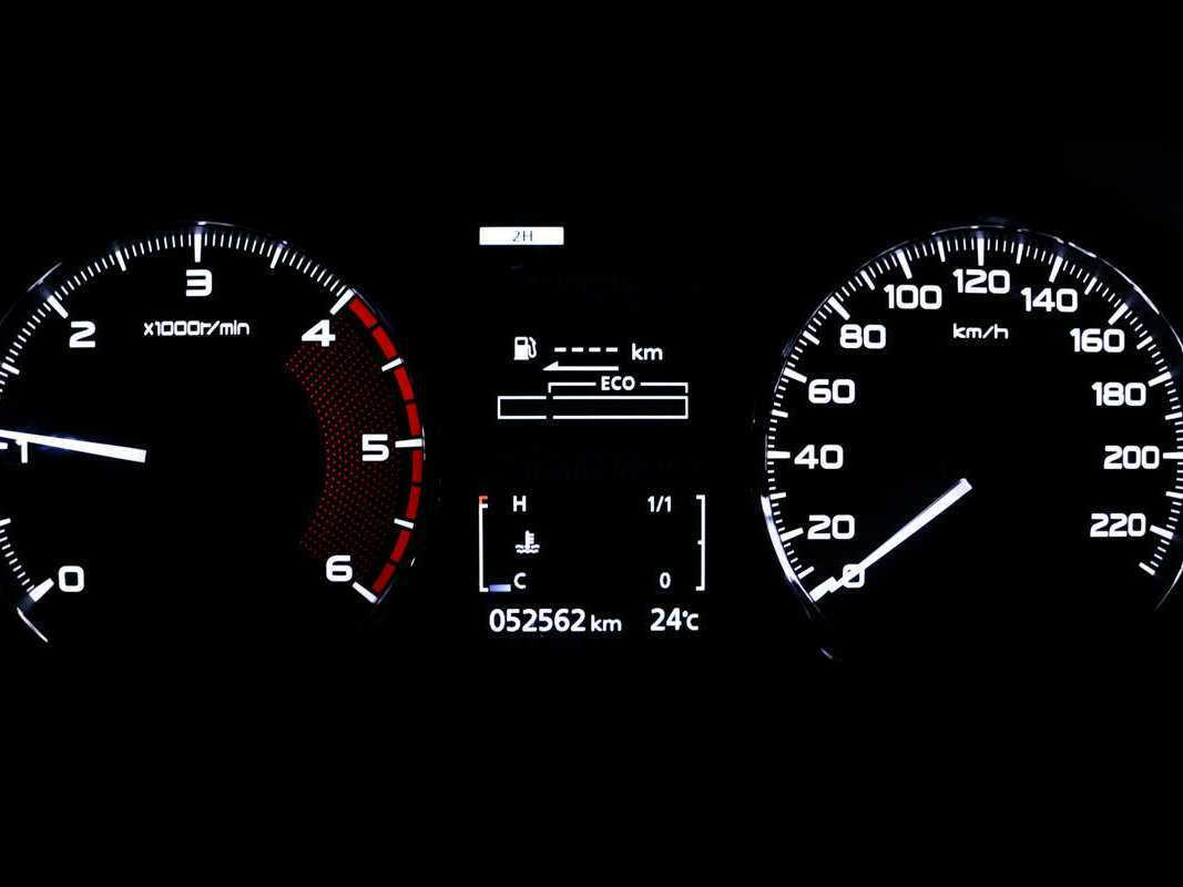 Mitsubishi Pajero Sport с пробегом — 2018 год. Фото: #9