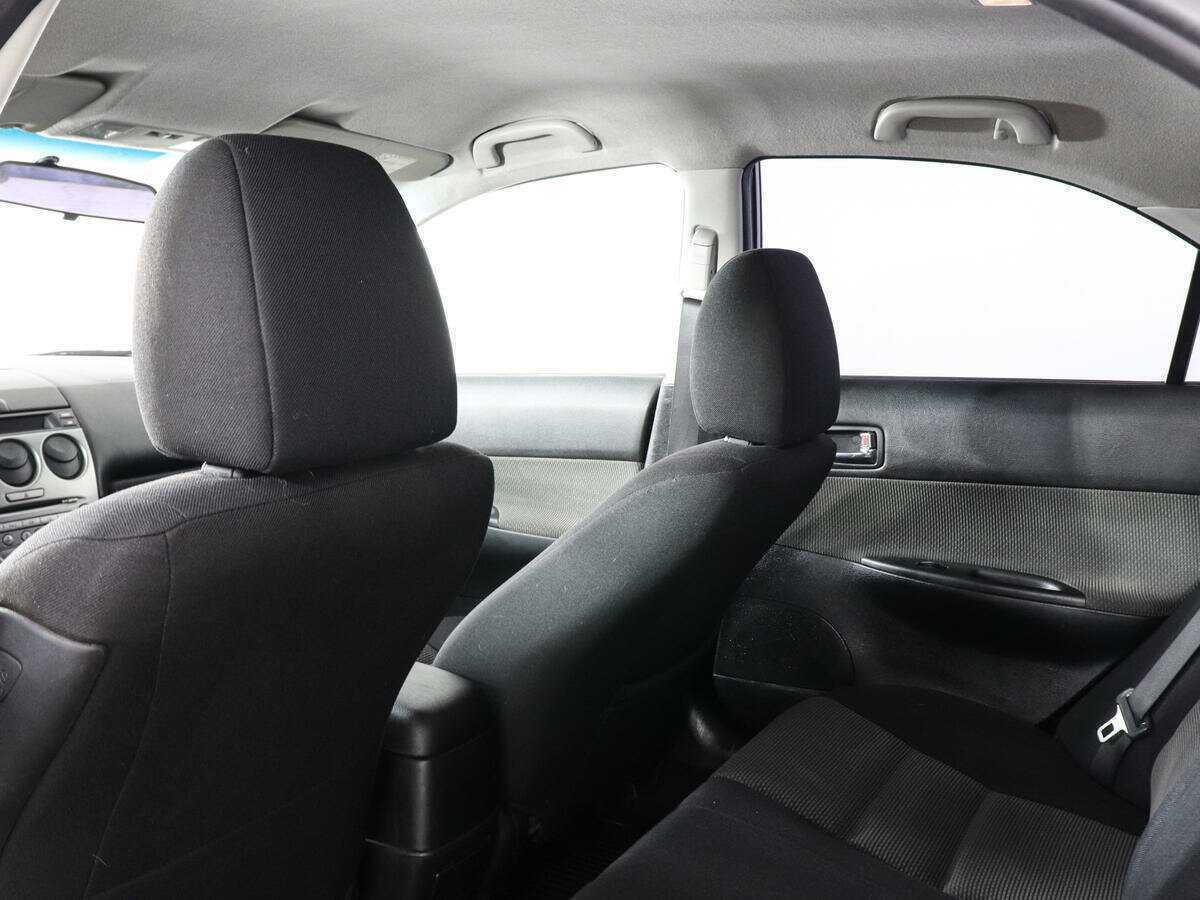 Mazda 6 с пробегом — 2005 год. Фото: #7
