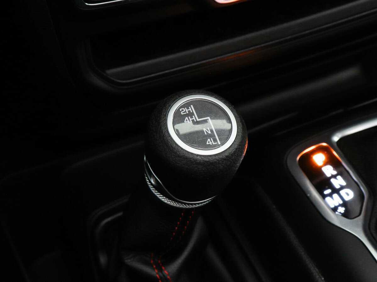 Jeep Wrangler с пробегом — 2020 год. Фото: #16