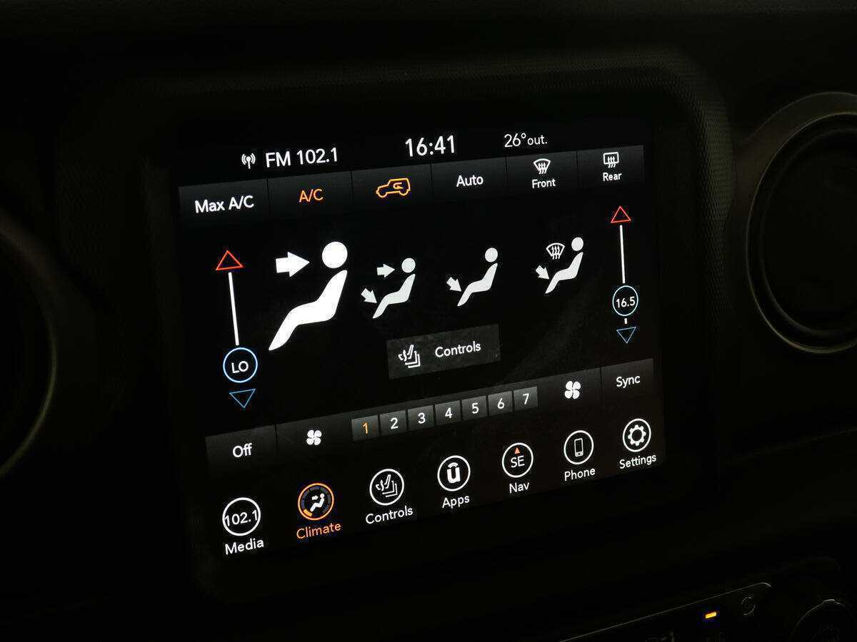 Jeep Wrangler с пробегом — 2020 год. Фото: #20