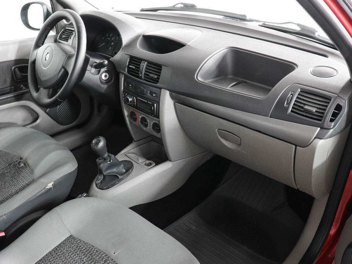 Renault Symbol с пробегом — 2008 год. Фото: #9