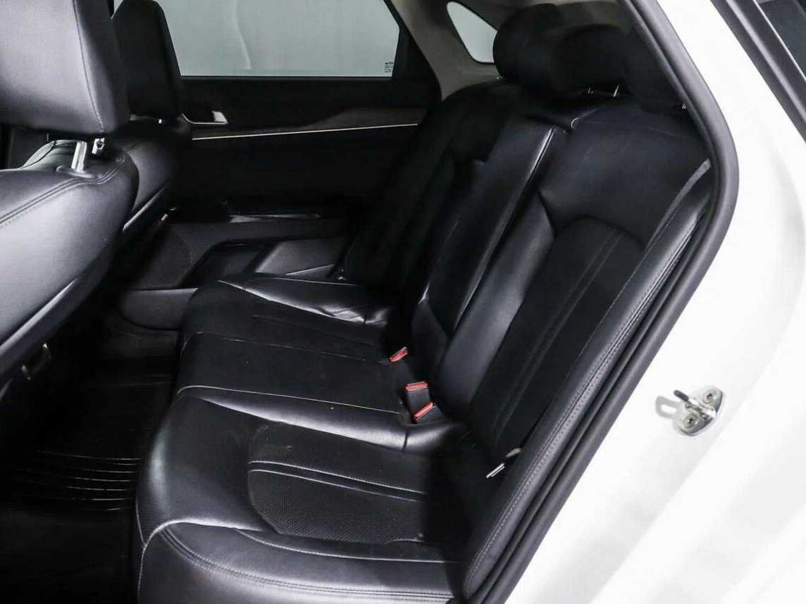 Kia K5 с пробегом — 2020 год. Фото: #12