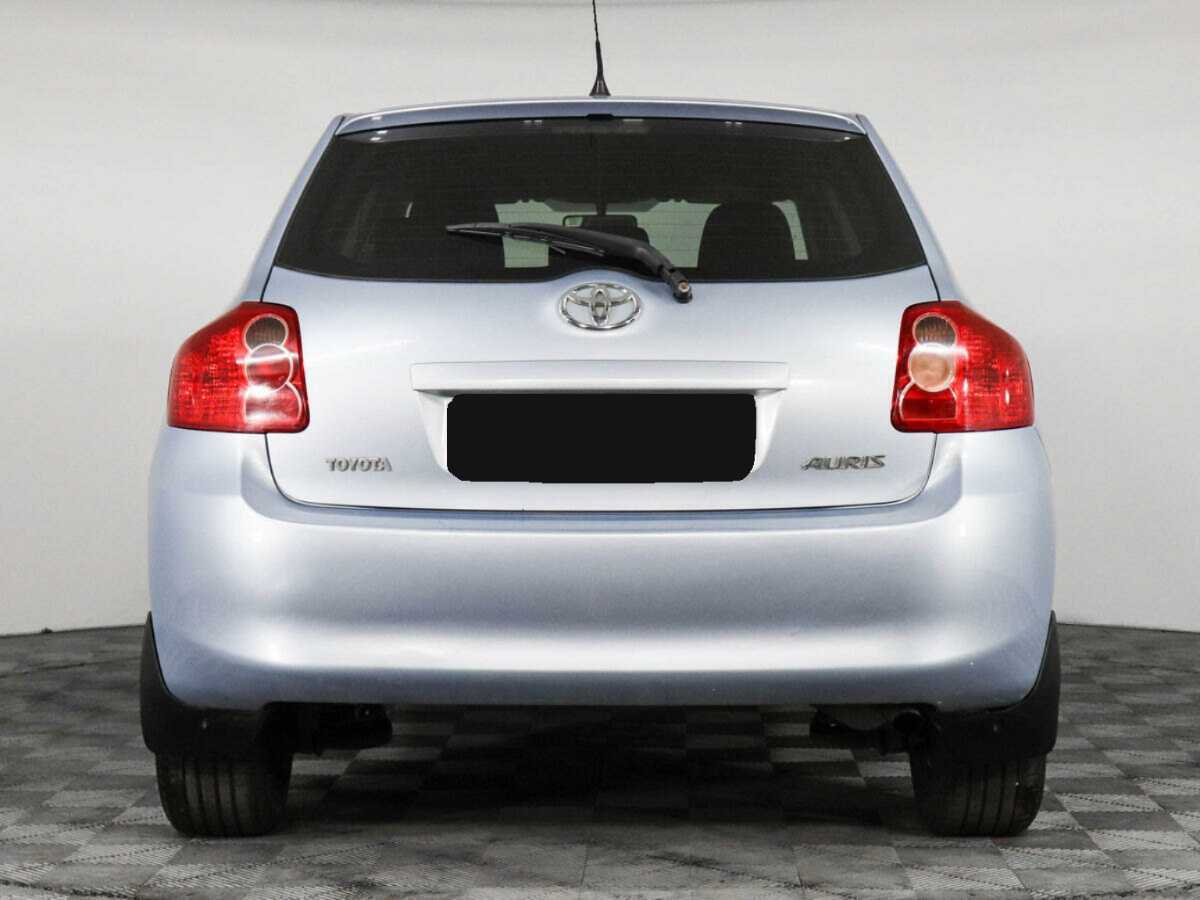Toyota Auris с пробегом — 2007 год. Фото: #5