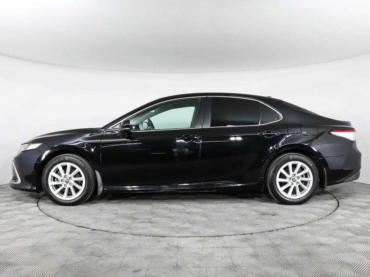 Toyota Camry с пробегом — 2021 год. Фото: #7