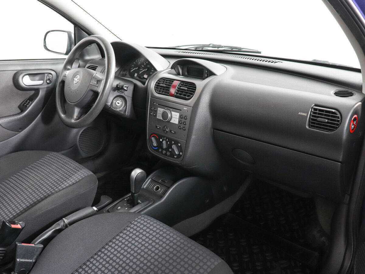 Opel Corsa с пробегом — 2004 год. Фото: #5