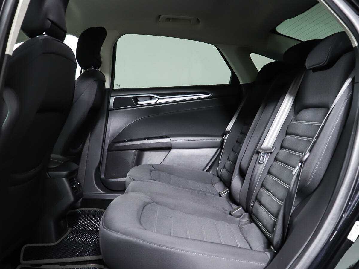 Ford Mondeo с пробегом — 2015 год. Фото: #9