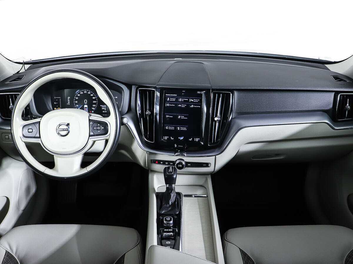 Volvo XC60 с пробегом — 2018 год. Фото: #10