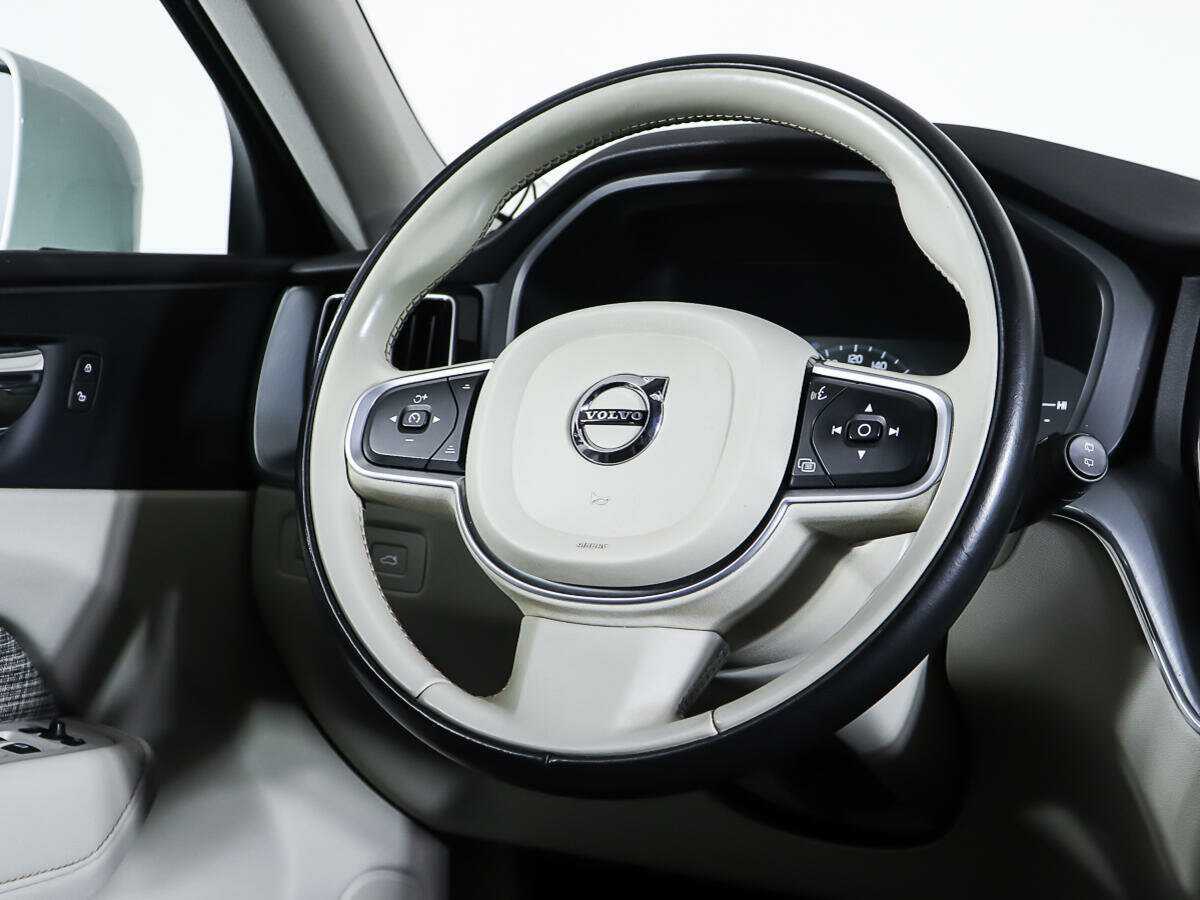Volvo XC60 с пробегом — 2018 год. Фото: #14