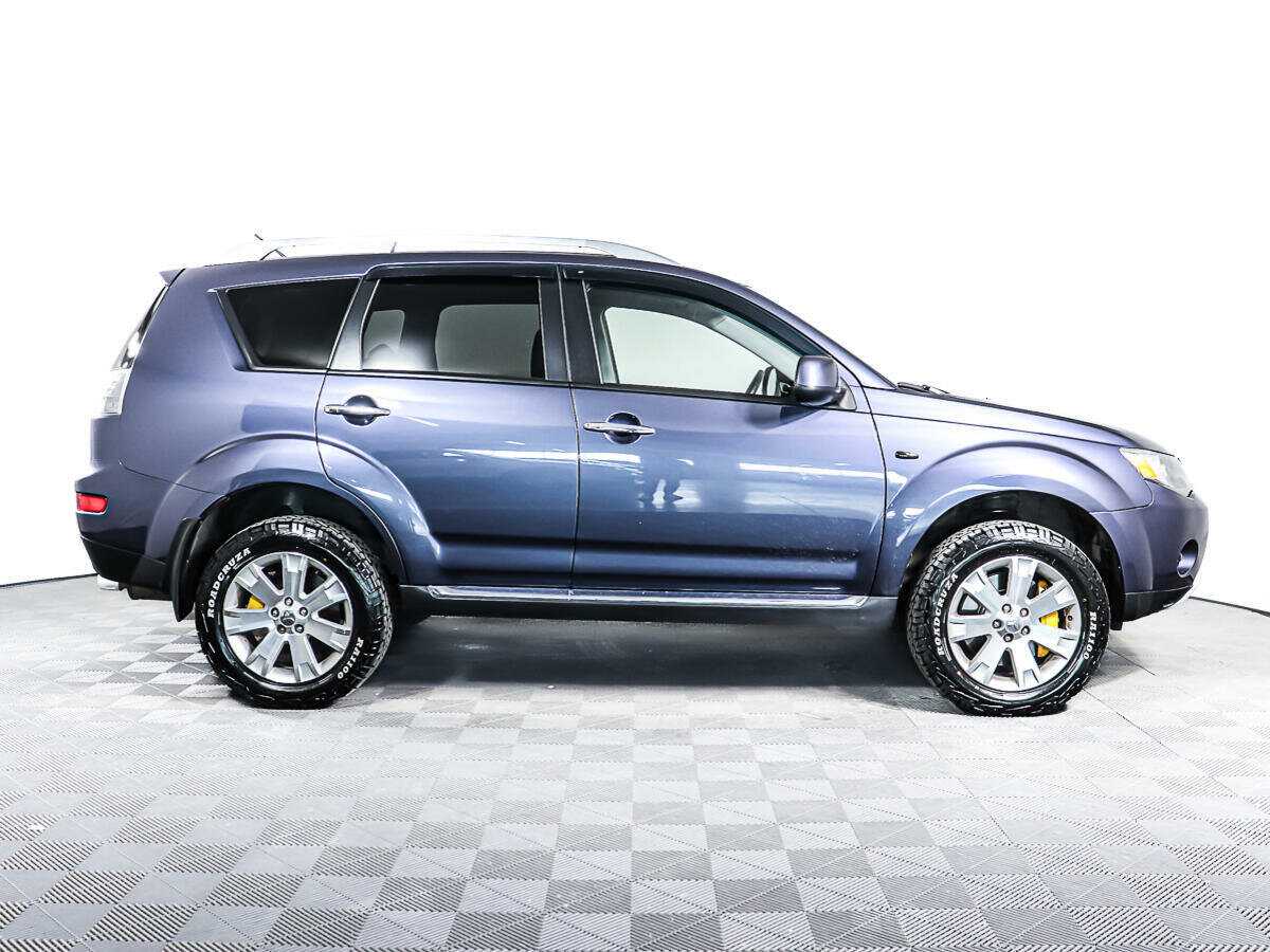 Mitsubishi Outlander с пробегом — 2008 год. Фото: #3
