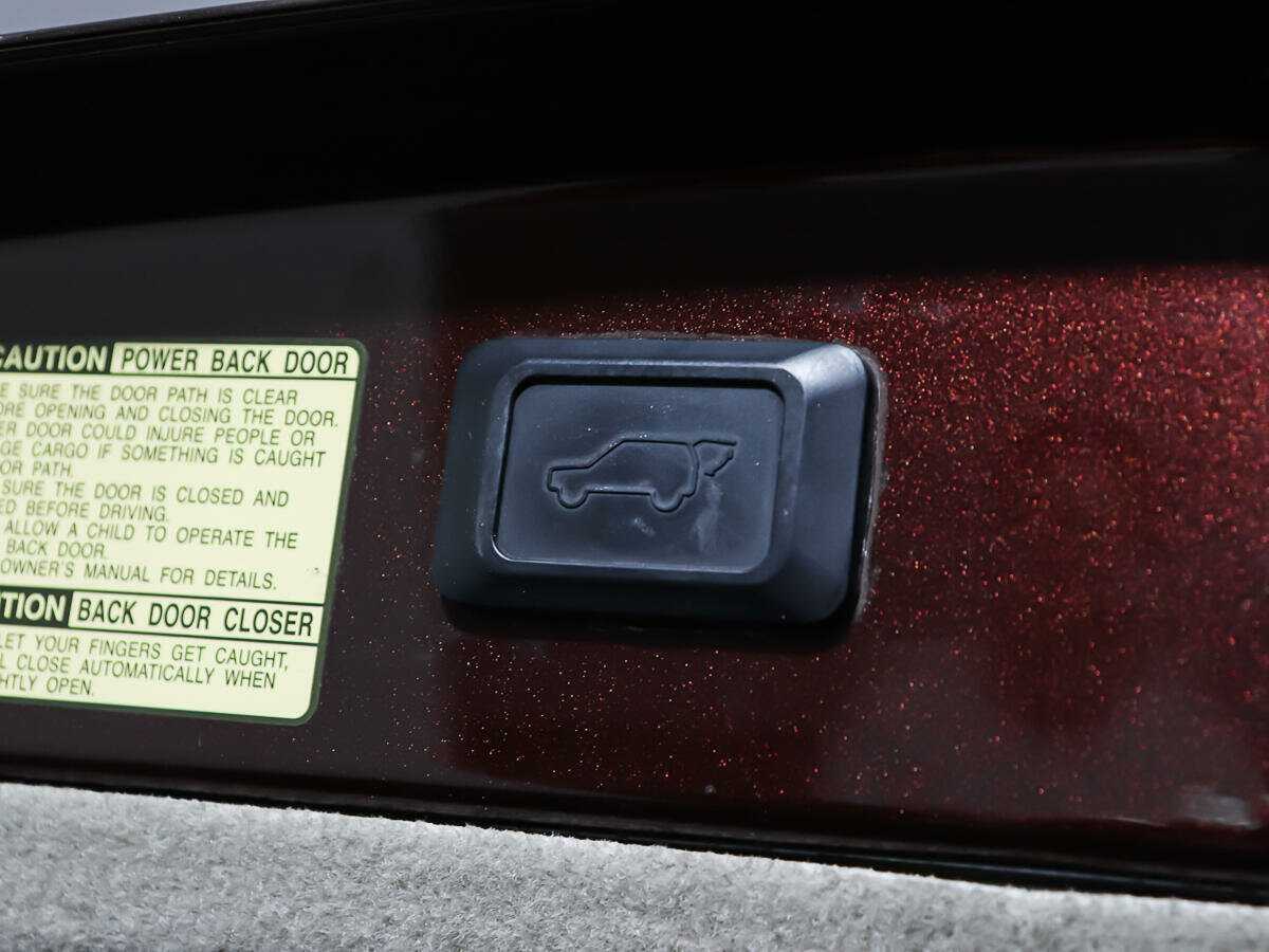 Lexus RX с пробегом — 2008 год. Фото: #16