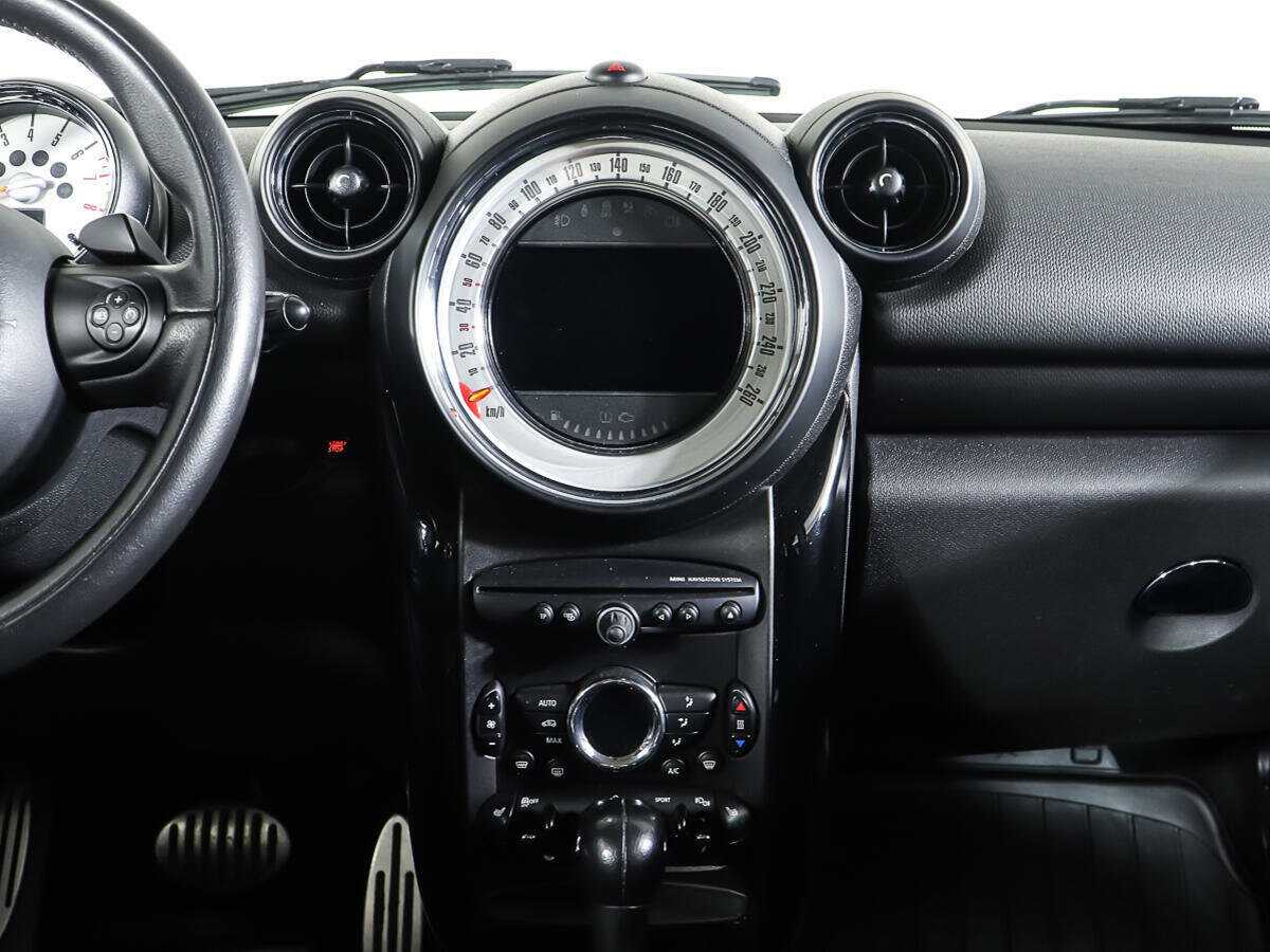 Mini Countryman с пробегом — 2013 год. Фото: #11