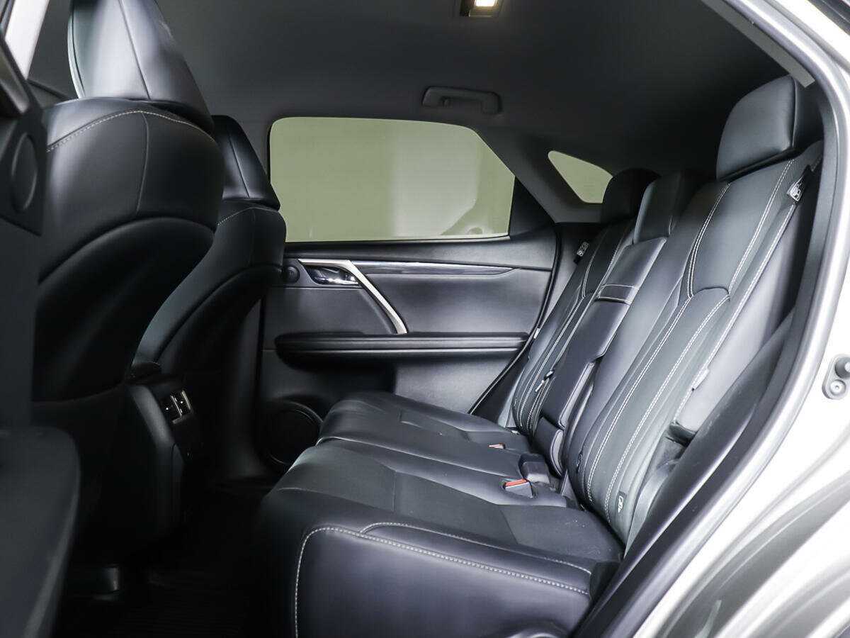 Lexus RX с пробегом — 2020 год. Фото: #11