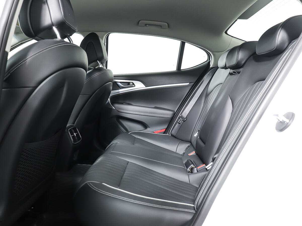 Genesis G70 с пробегом — 2018 год. Фото: #9