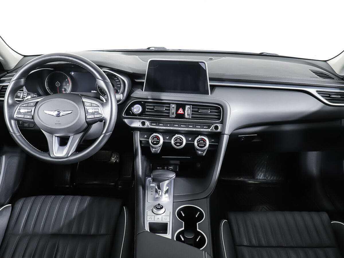 Genesis G70 с пробегом — 2018 год. Фото: #10