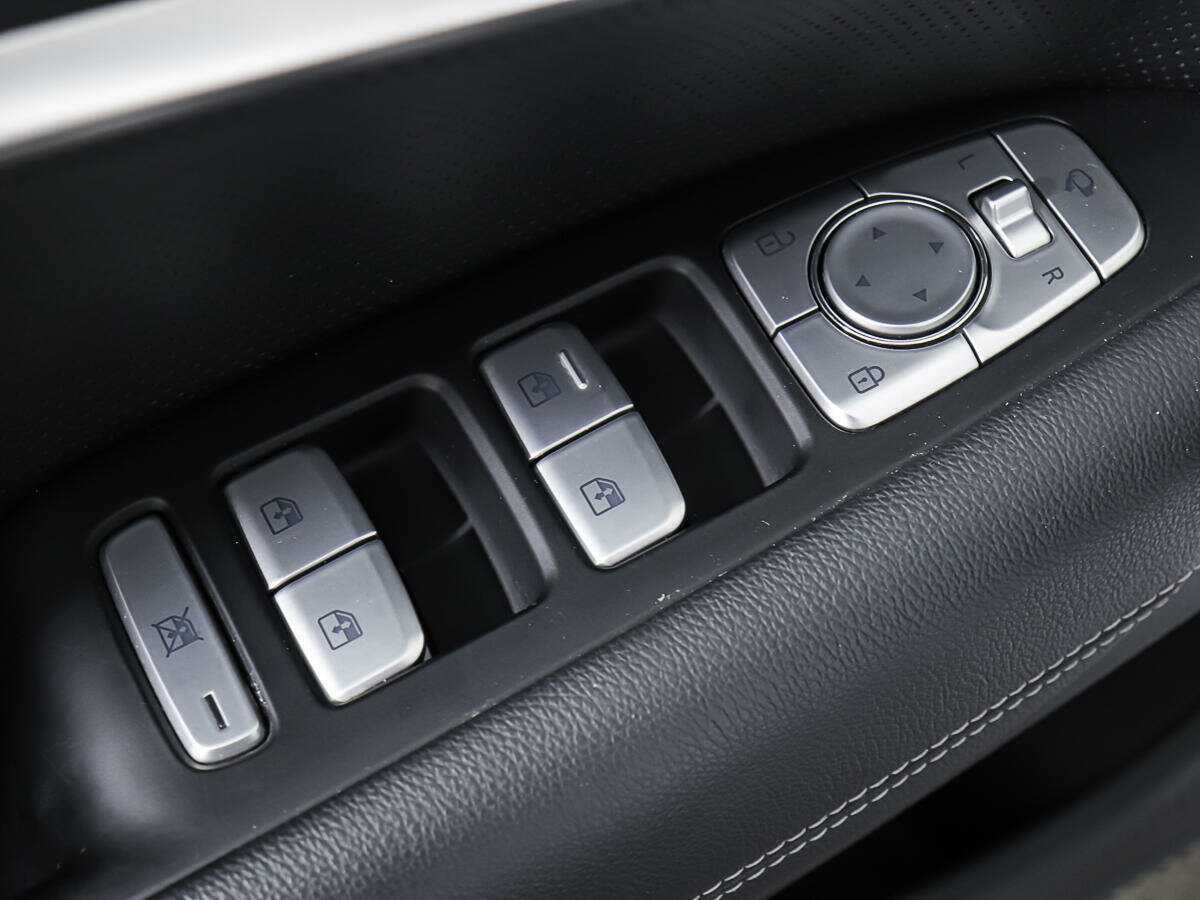 Genesis G70 с пробегом — 2018 год. Фото: #16