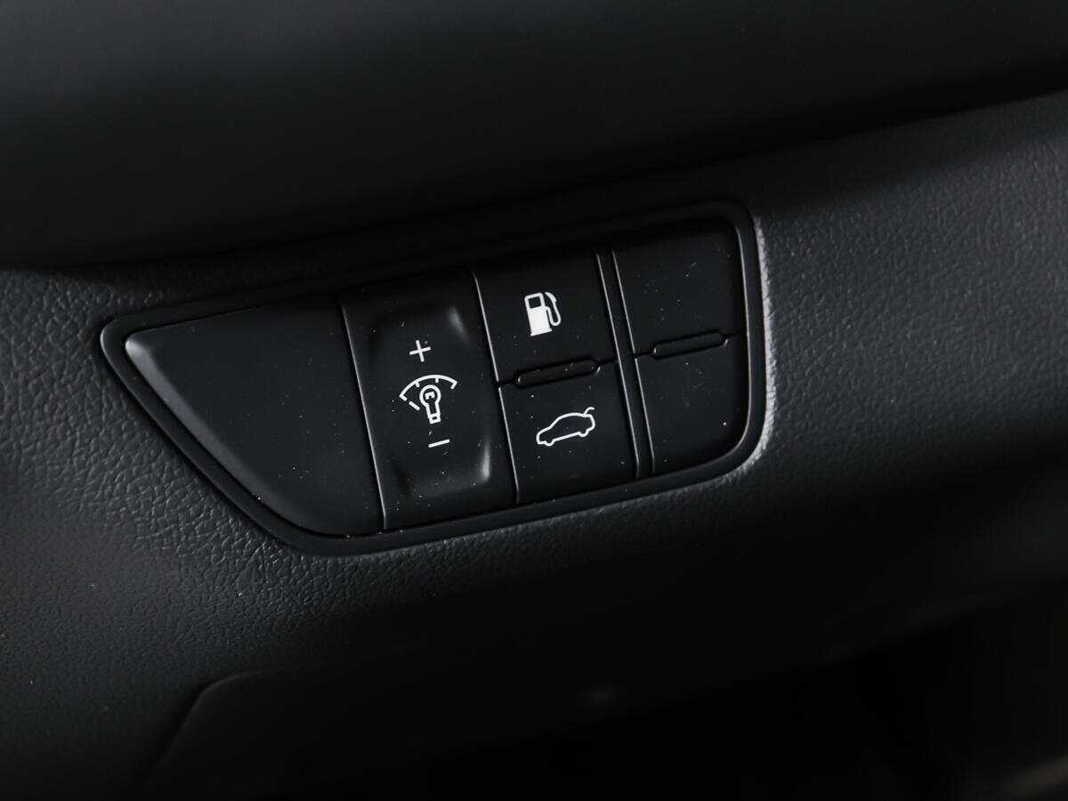 Genesis G70 с пробегом — 2018 год. Фото: #17