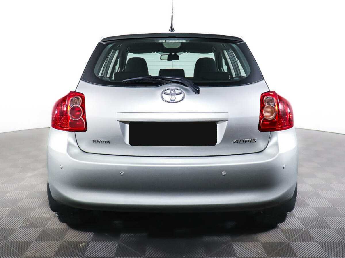 Toyota Auris с пробегом — 2007 год. Фото: #5