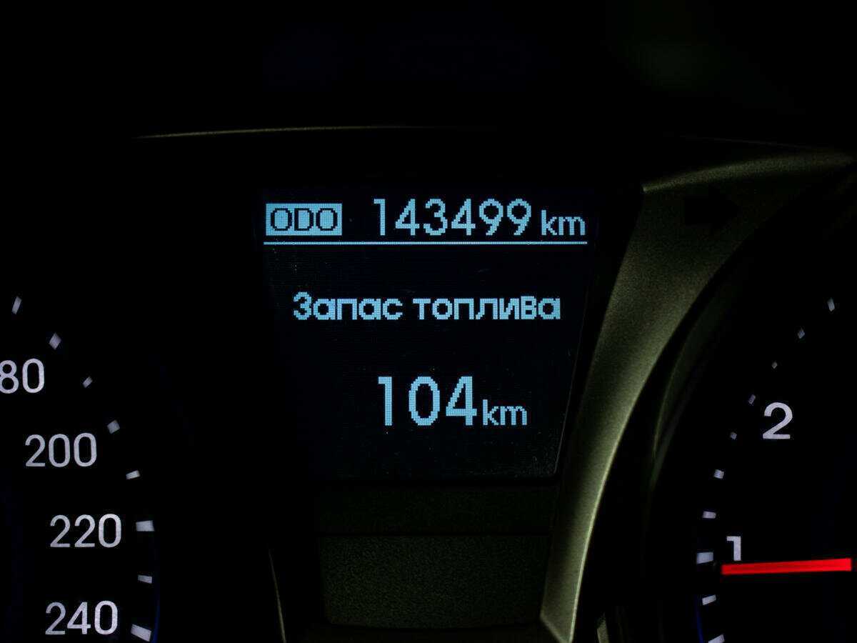 Hyundai Genesis Coupe с пробегом — 2012 год. Фото: #9