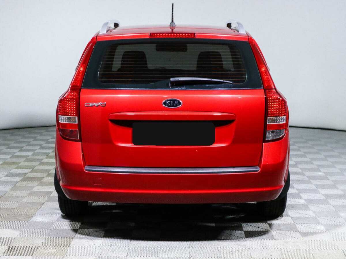 Kia Ceed с пробегом — 2010 год. Фото: #4