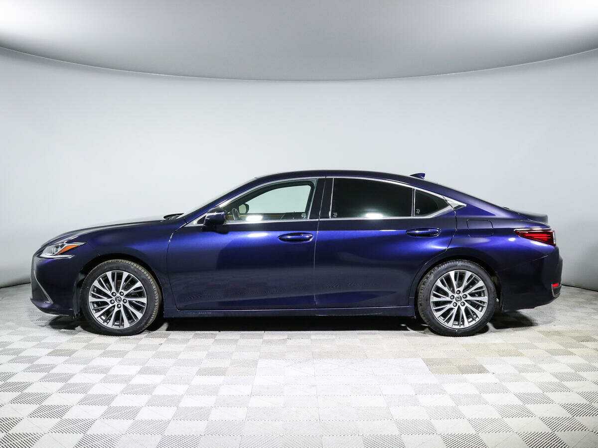 Lexus ES с пробегом — 2018 год. Фото: #7