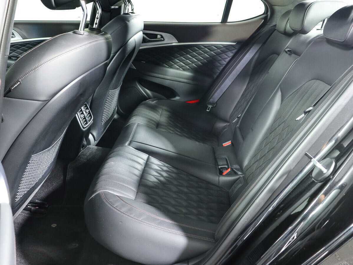 Genesis G70 с пробегом — 2019 год. Фото: #6