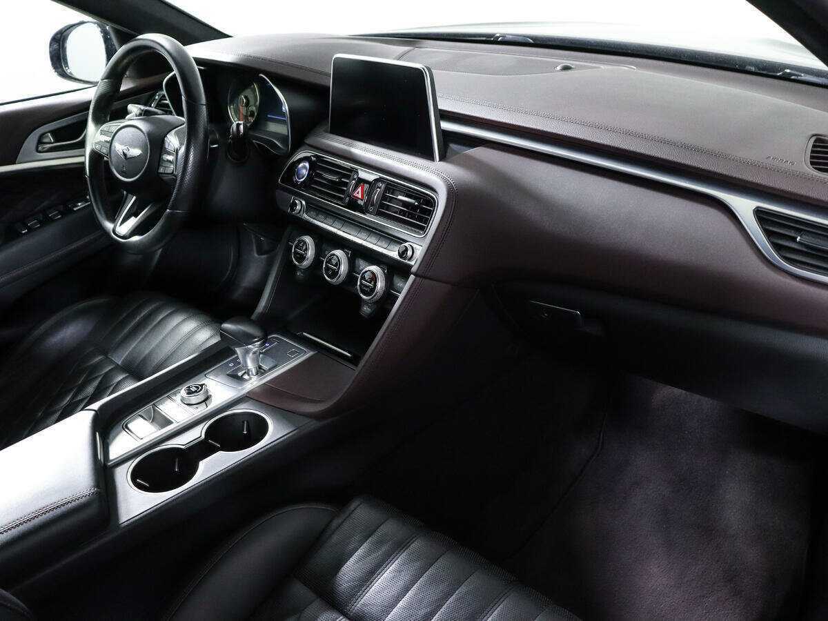 Genesis G70 с пробегом — 2019 год. Фото: #7