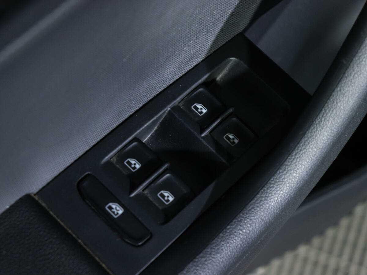 Volkswagen Polo с пробегом — 2020 год. Фото: #16