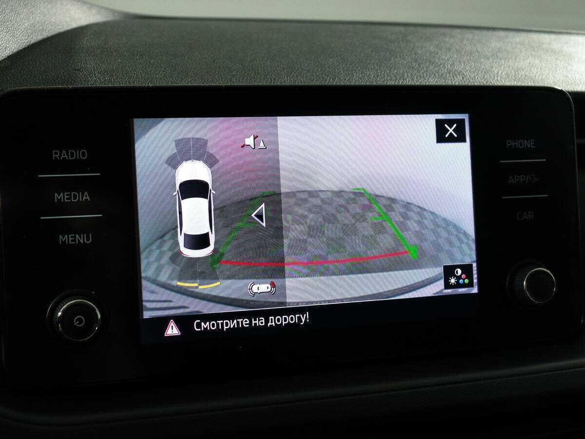 Skoda Rapid с пробегом — 2021 год. Фото: #14