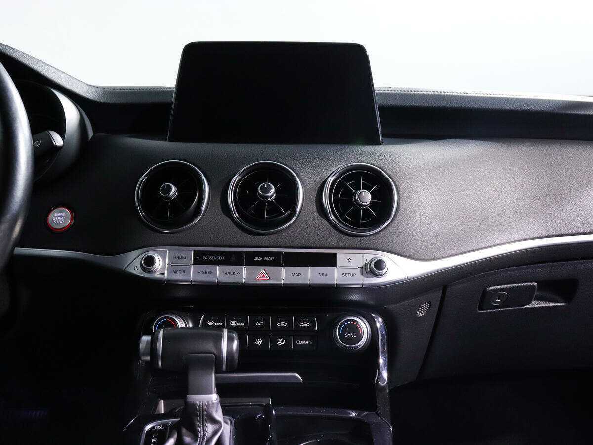 Kia Stinger с пробегом — 2019 год. Фото: #10