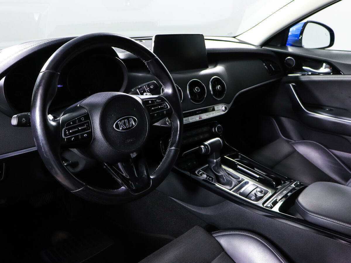 Kia Stinger с пробегом — 2019 год. Фото: #11