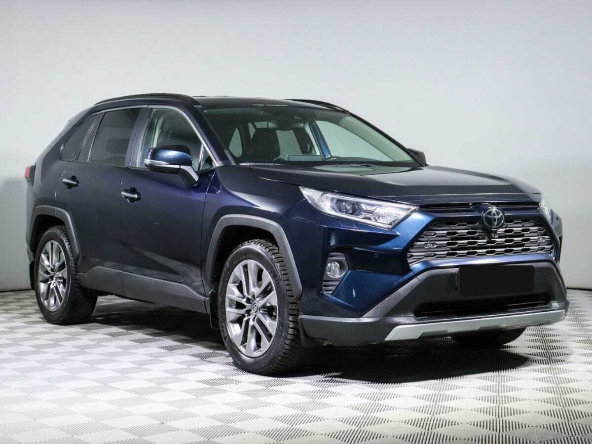 Toyota RAV4 с пробегом — 2020 год. Фото: #2