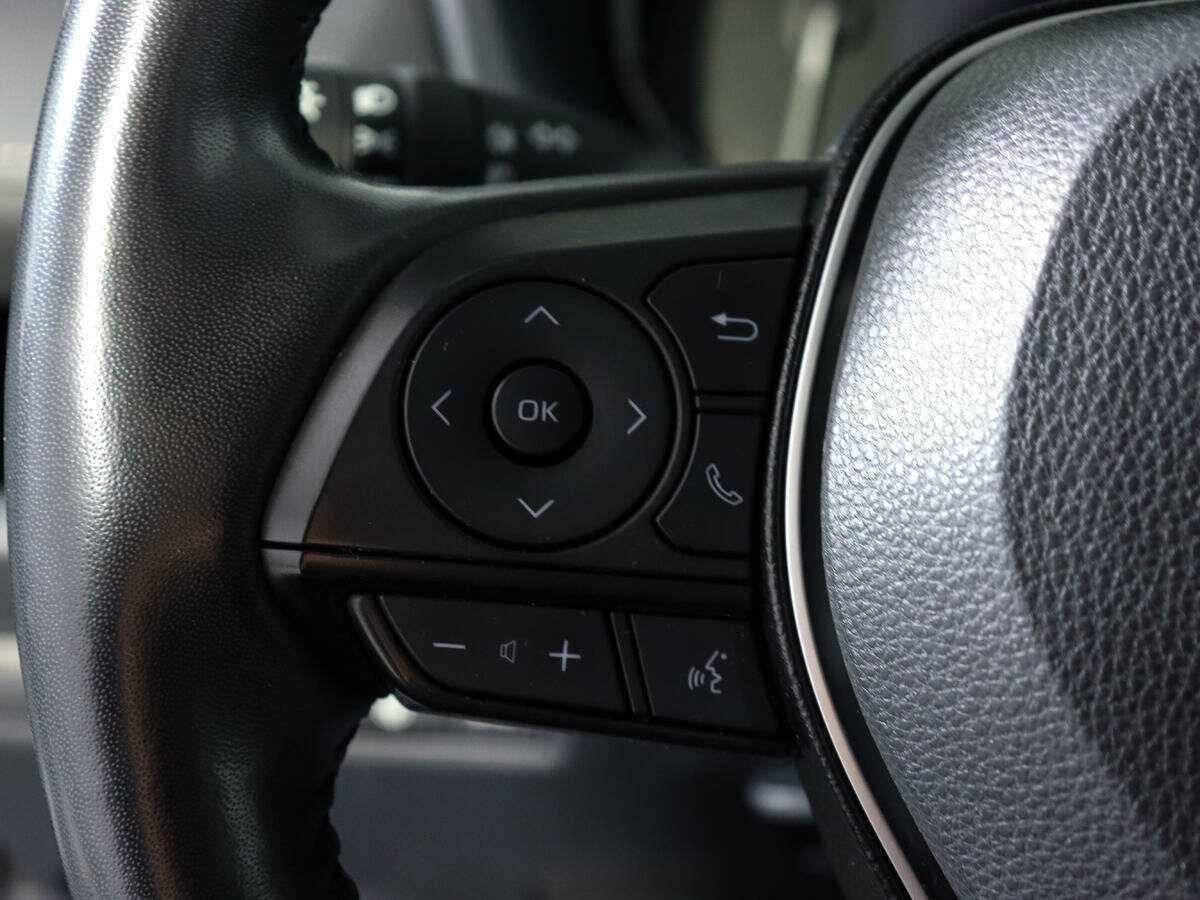 Toyota RAV4 с пробегом — 2020 год. Фото: #22